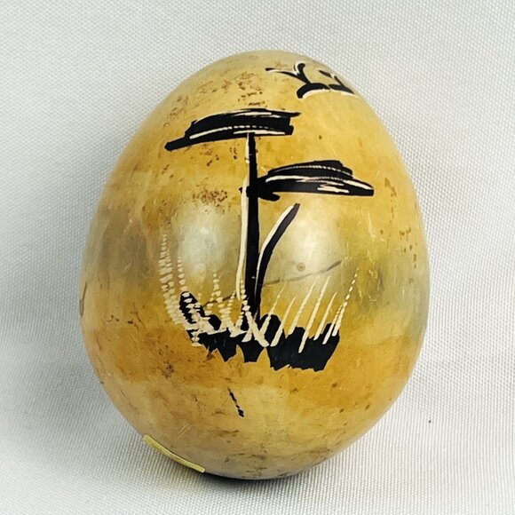 Handcrafted Vintage Kenyan Stone Egg Etched Zebra Design Paperweight - Picture 6 of 8